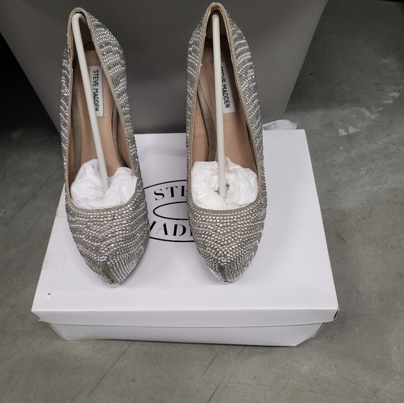 Steve Madden Dyvinal pewter platforms - Picture 4 of 6